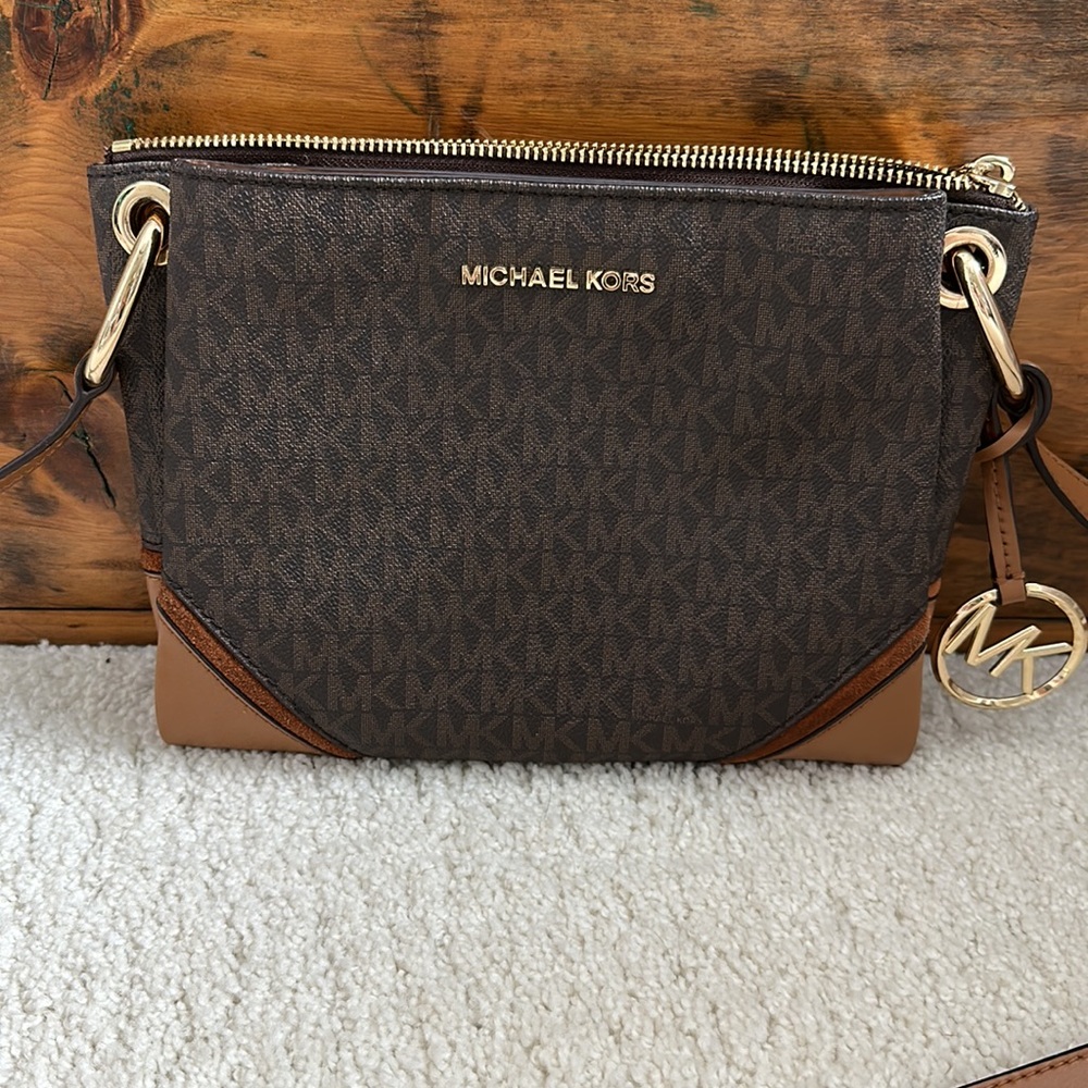 Michael Kors Crossbody Purse